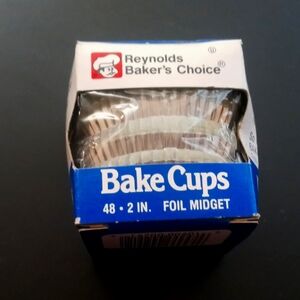 Reynolds Baker's Choice Foil Bake Cups from 1989 vintage